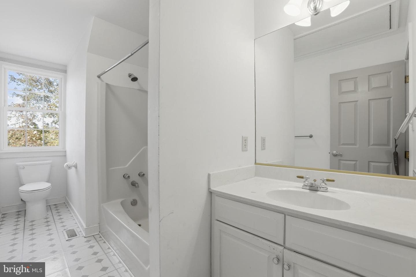 6104 Patrician Court photo 28