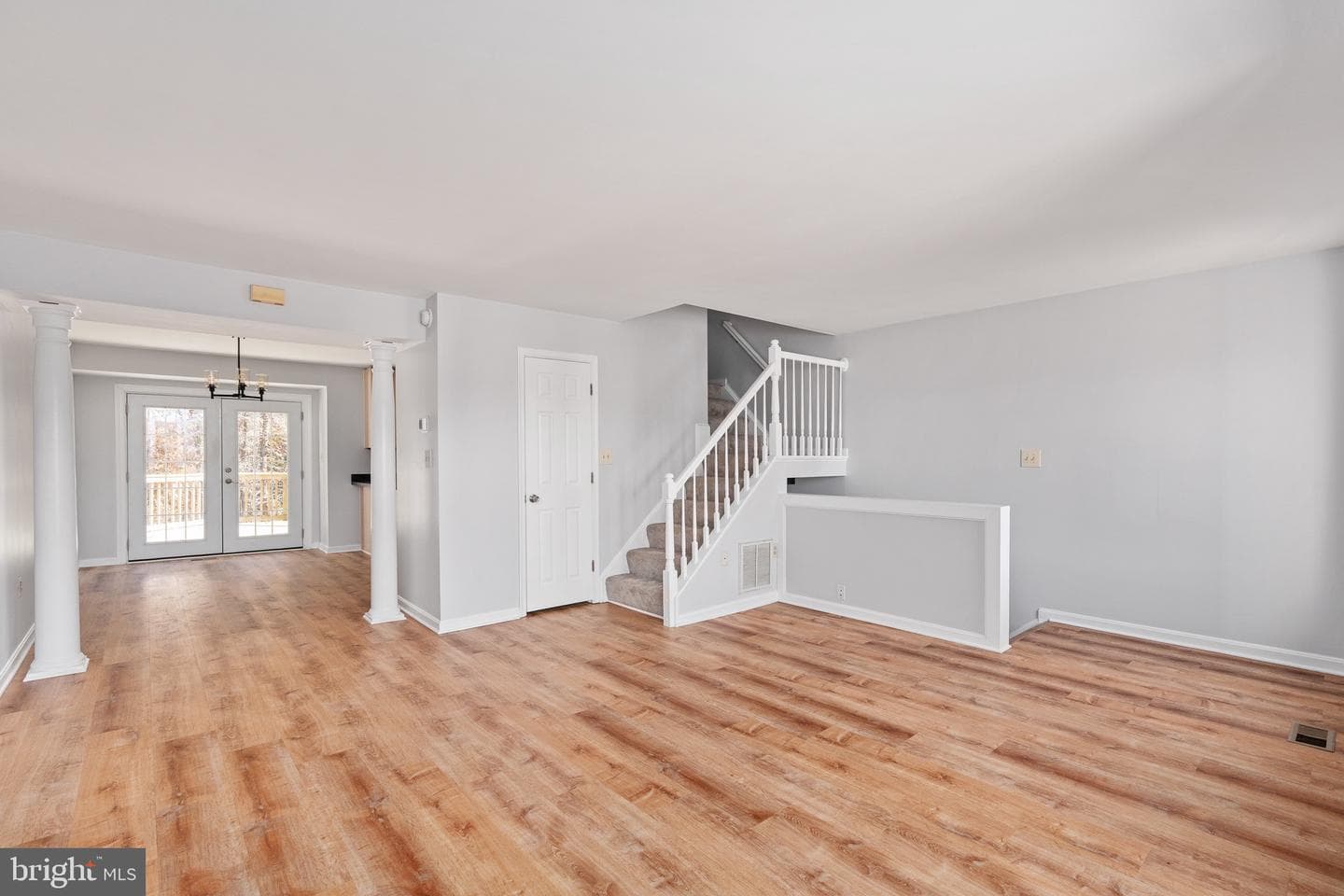 11209 Kings Crest Court photo 17