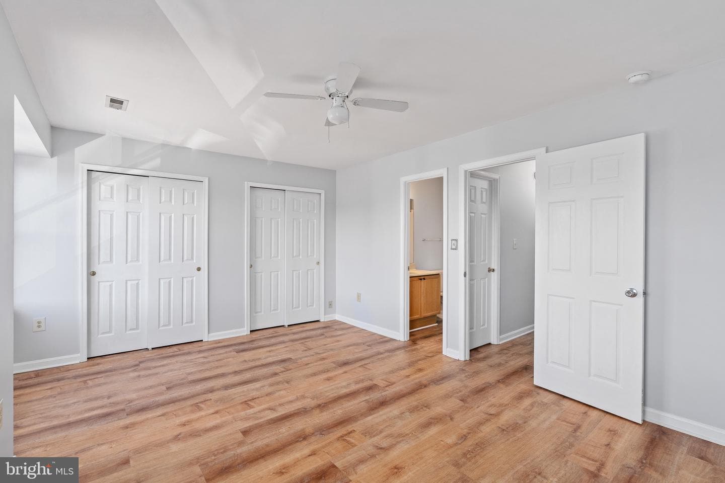 11209 Kings Crest Court photo 33