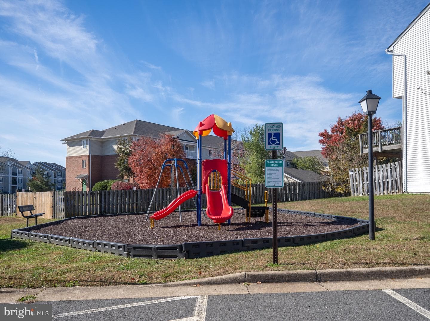 11209 Kings Crest Court photo 45