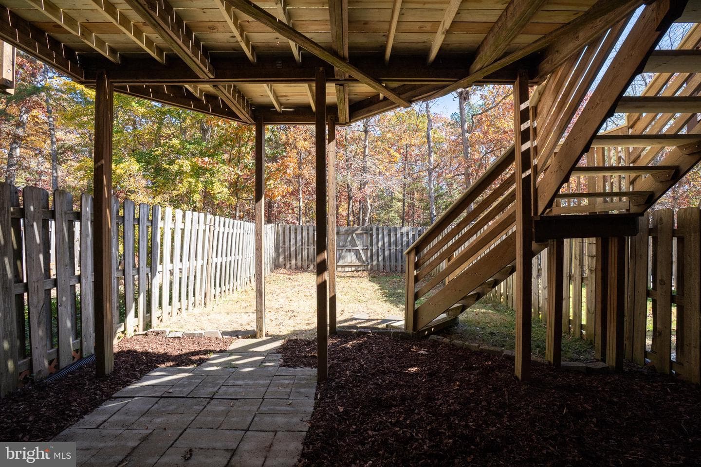 11209 Kings Crest Court photo 46