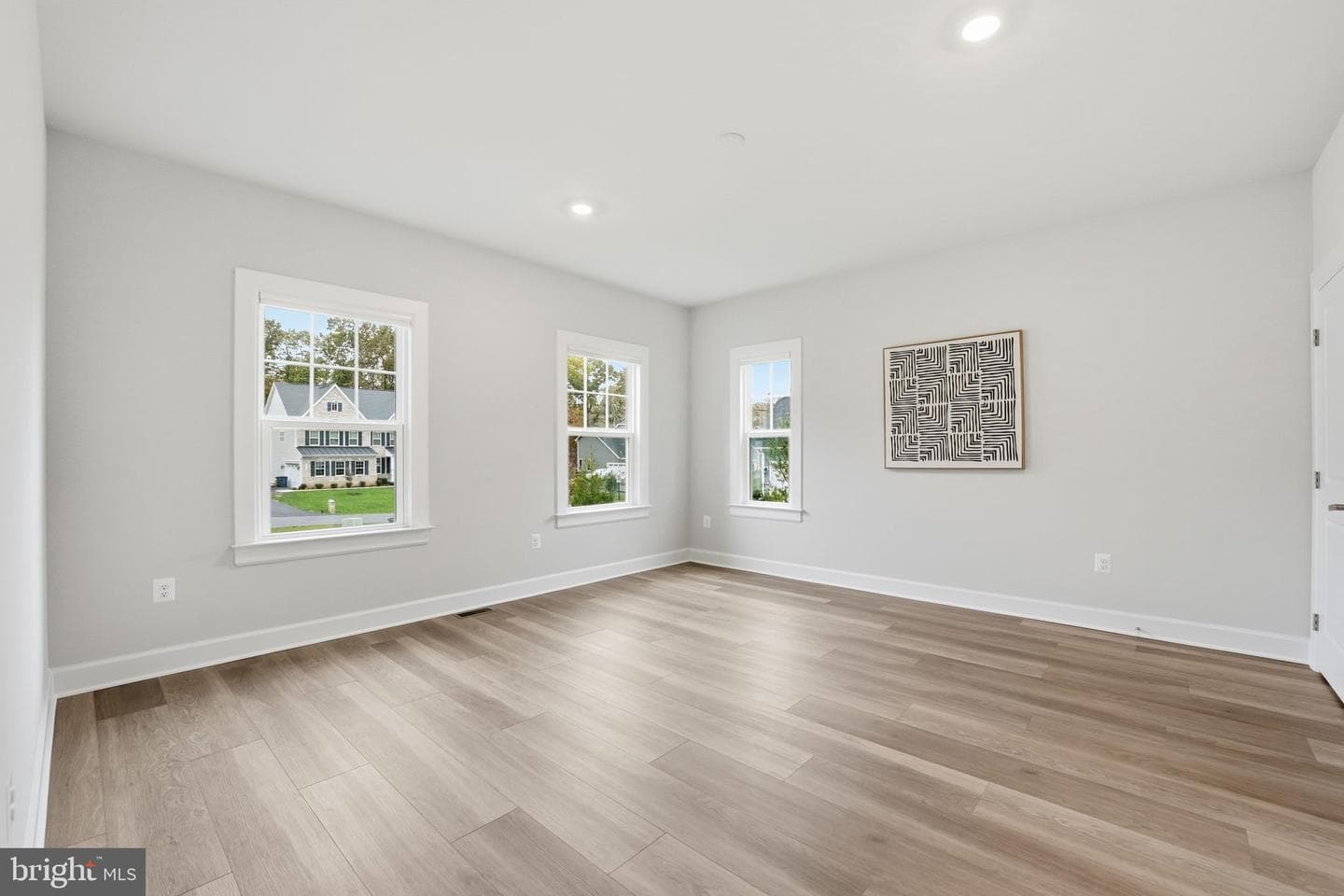 10914 Canterbury Court photo 28