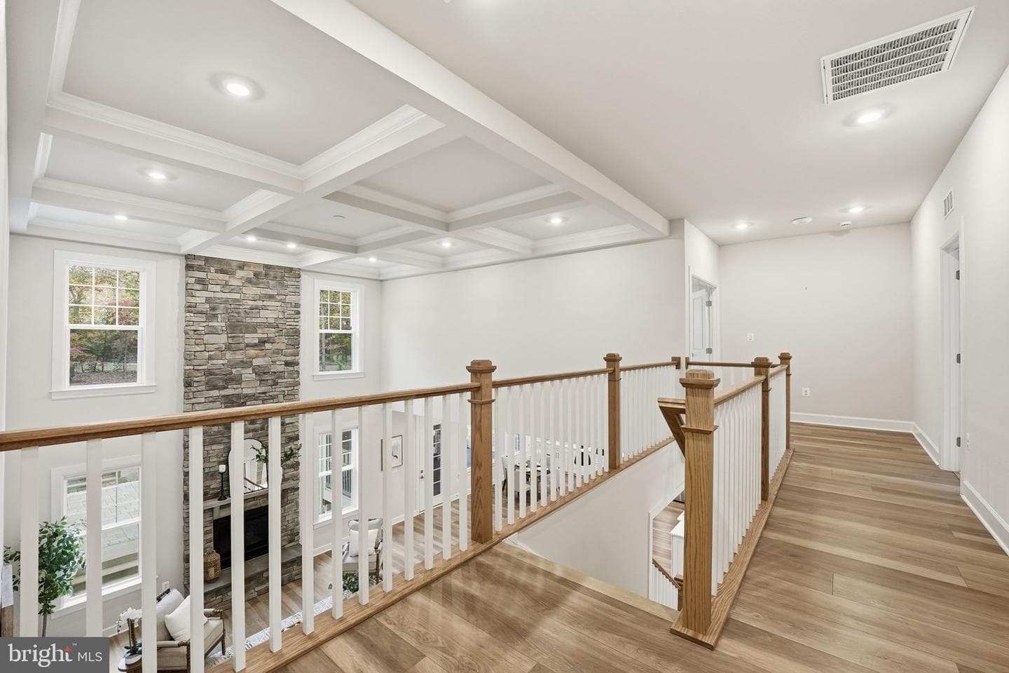 10914 Canterbury Court photo 31