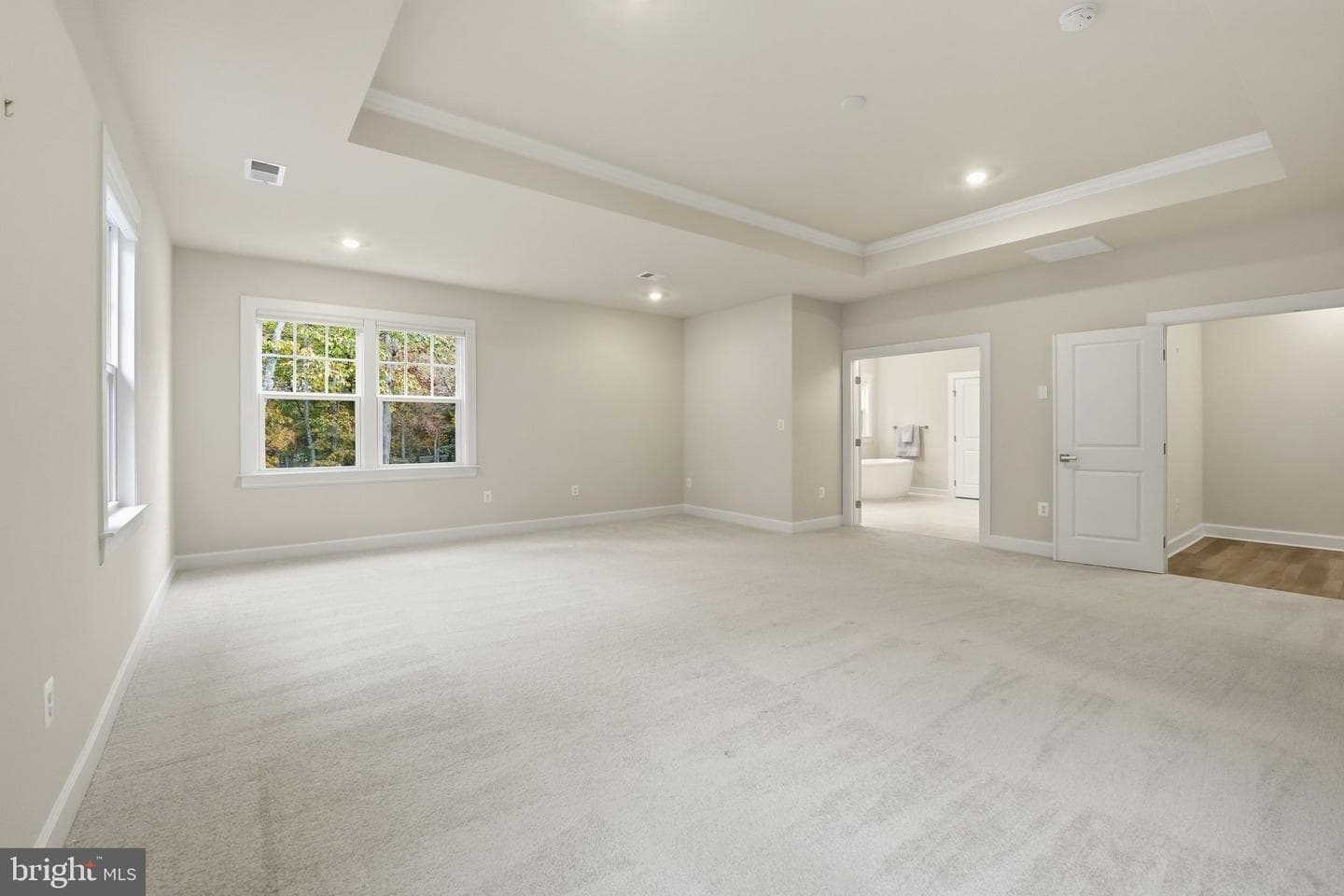 10914 Canterbury Court photo 33