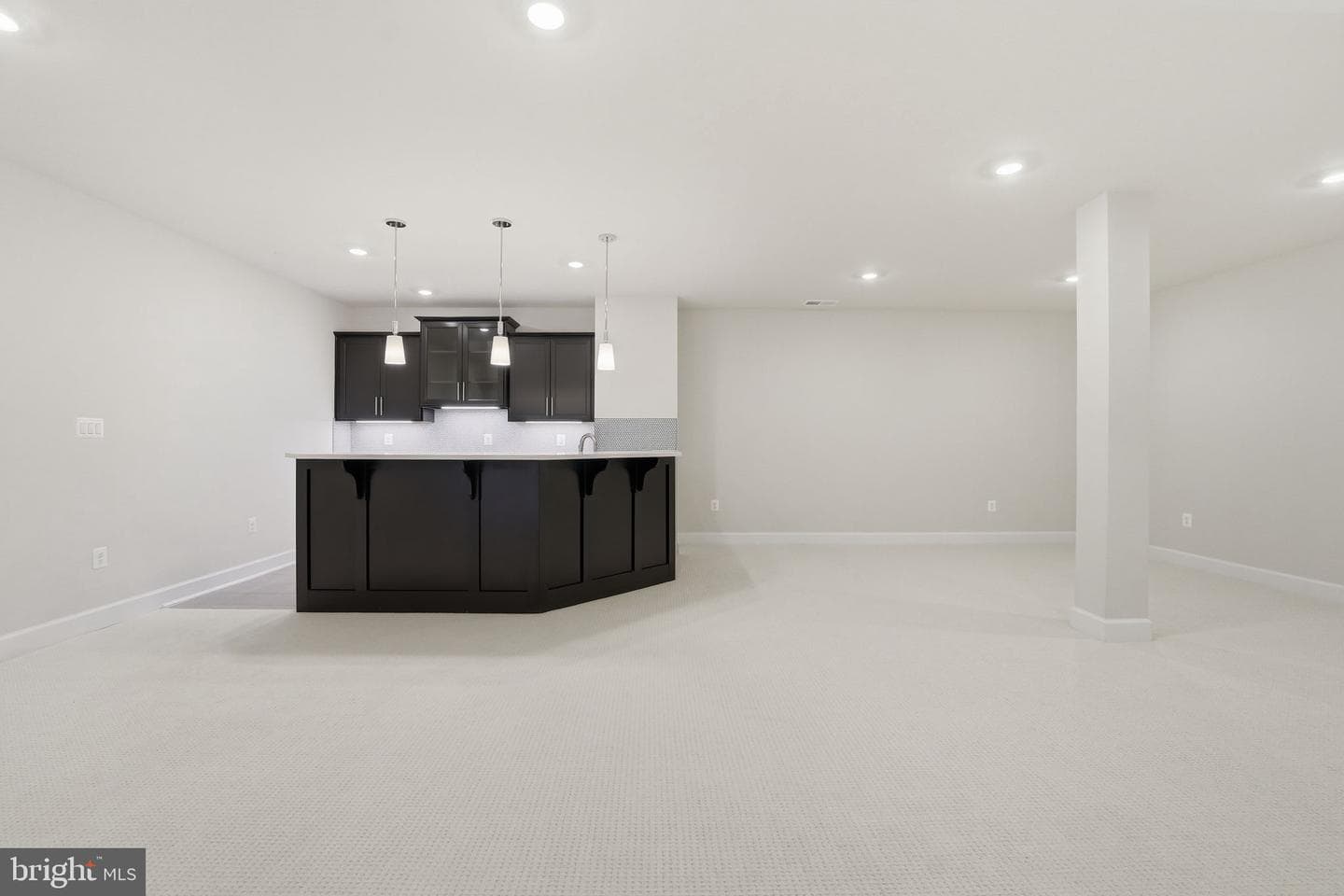 10914 Canterbury Court photo 45