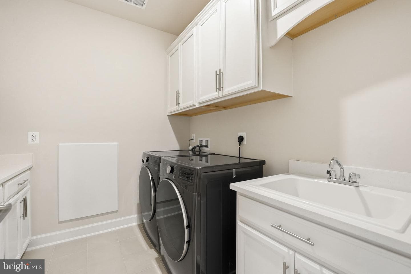 10914 Canterbury Court photo 50