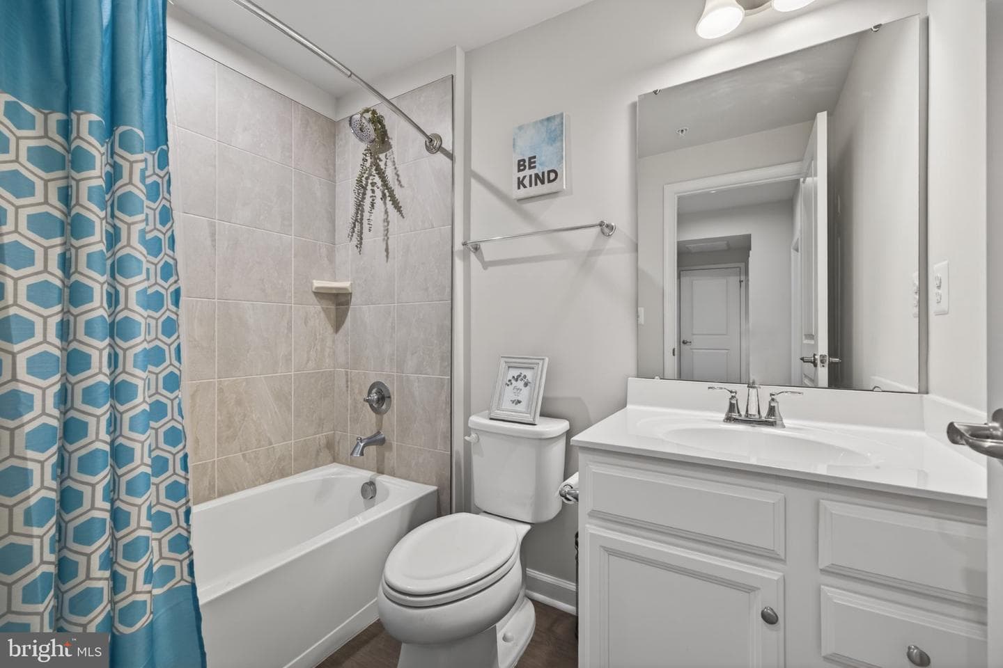 7947 Independence Drive photo 23