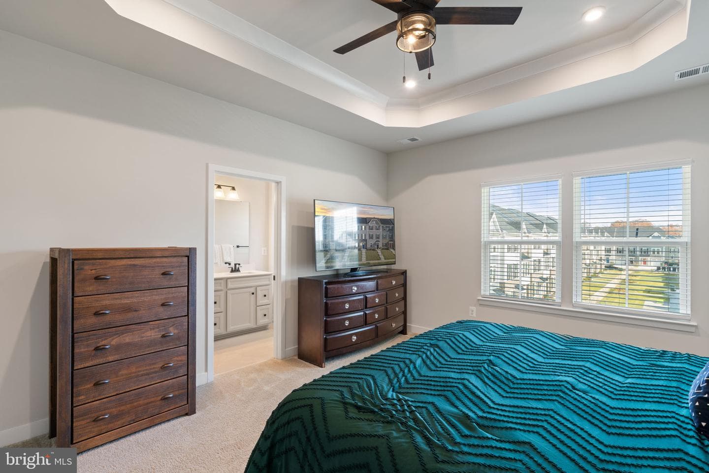 9342 Tanfield Drive photo 32