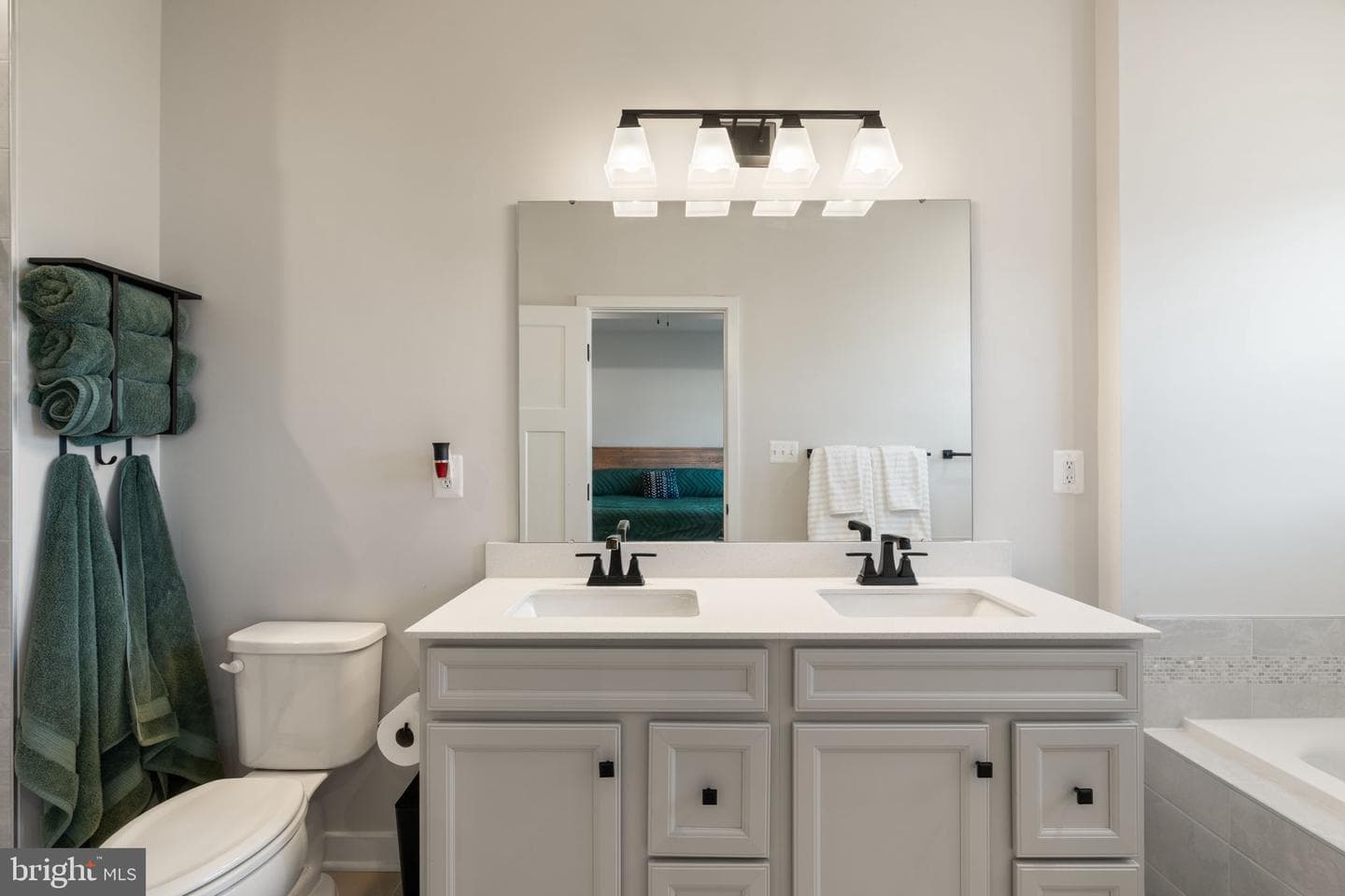 9342 Tanfield Drive photo 33
