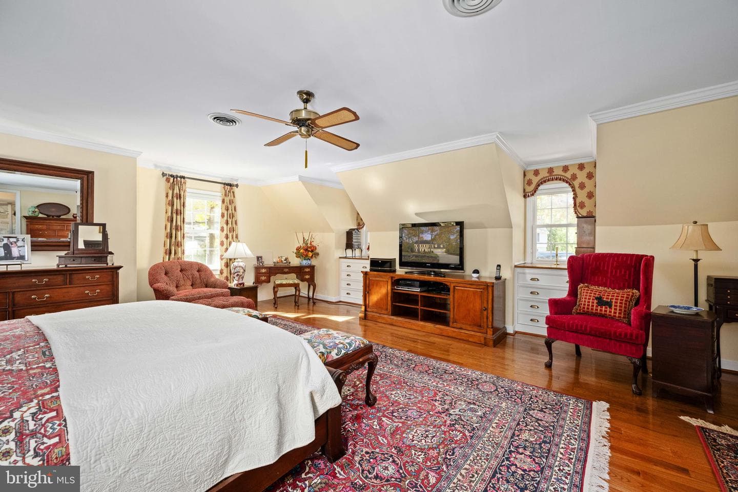 404 Whitecliff Drive photo 30