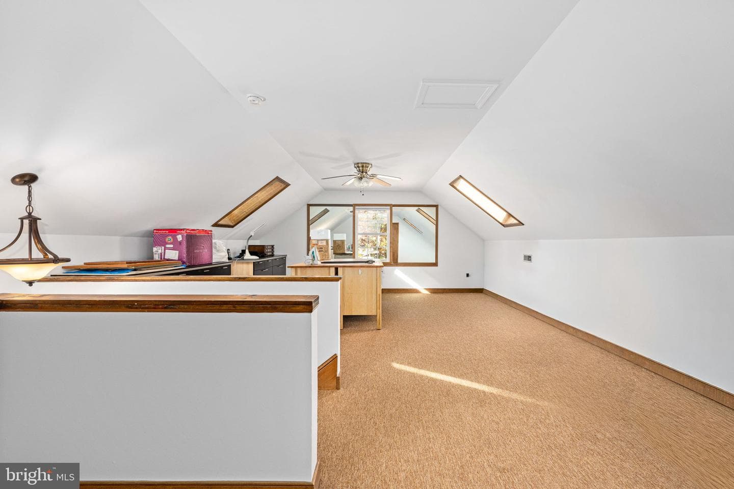 404 Whitecliff Drive photo 48