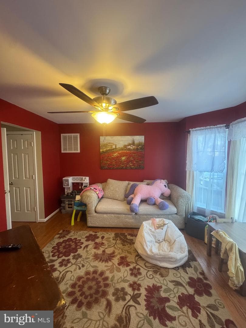 6930 Versaille Drive photo 17