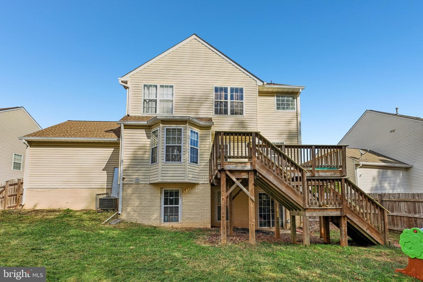 6930 Versaille Drive photo 9