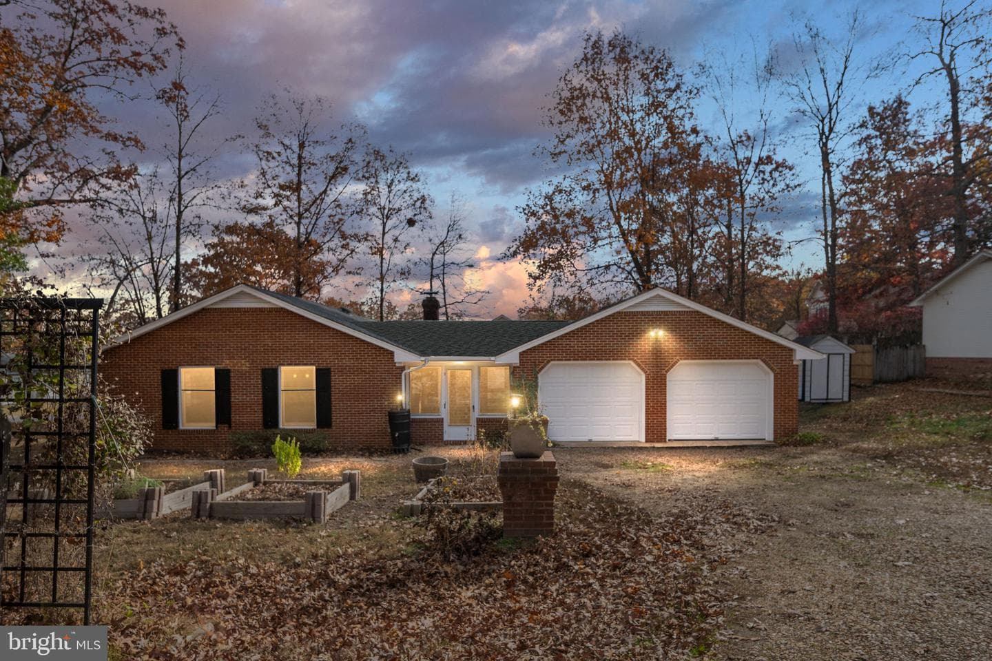 408 Mahogany Lane photo 2