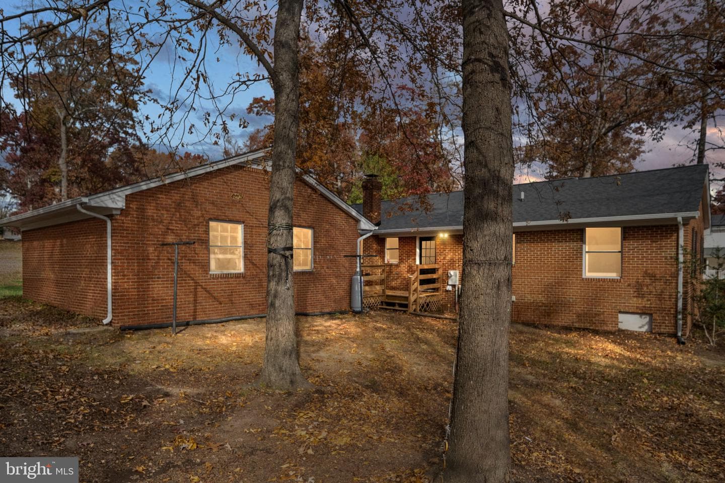 408 Mahogany Lane photo 3