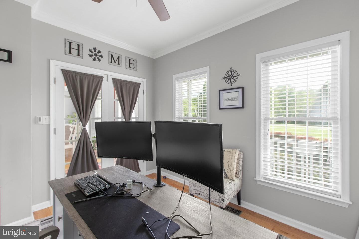 10747 Greenbriar Lane photo 17