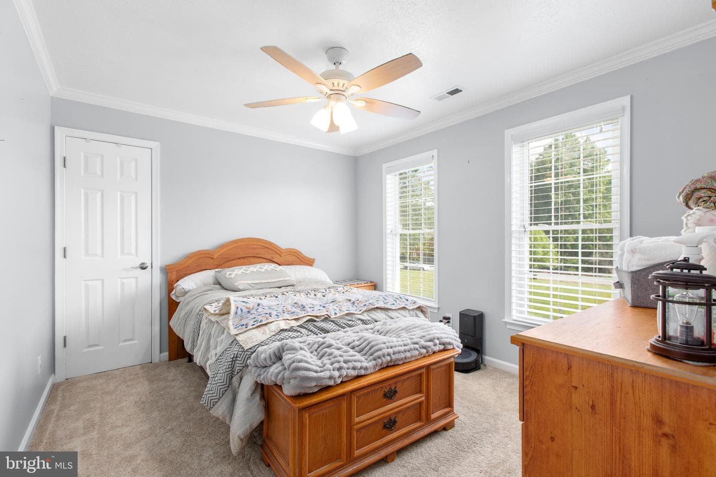10747 Greenbriar Lane photo 32