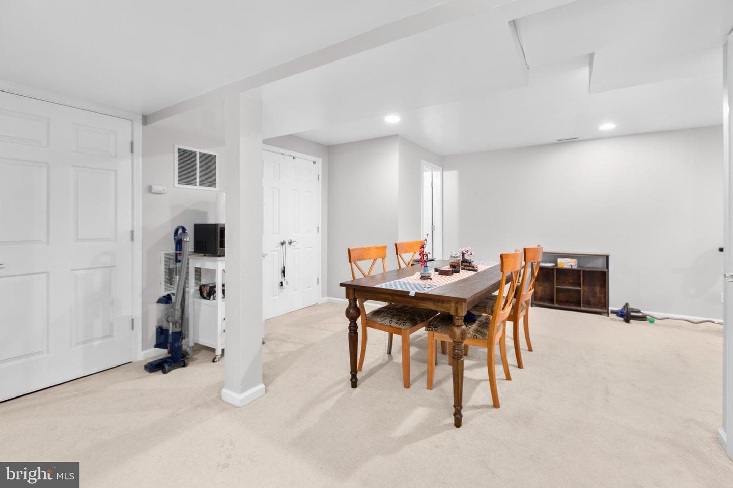 10747 Greenbriar Lane photo 43