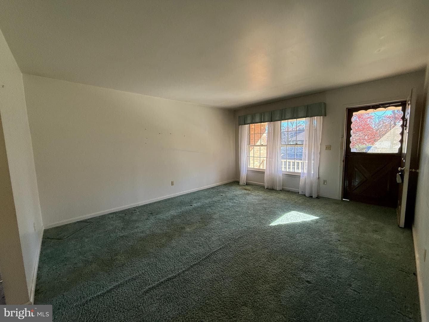 309 Laurel Avenue photo 2