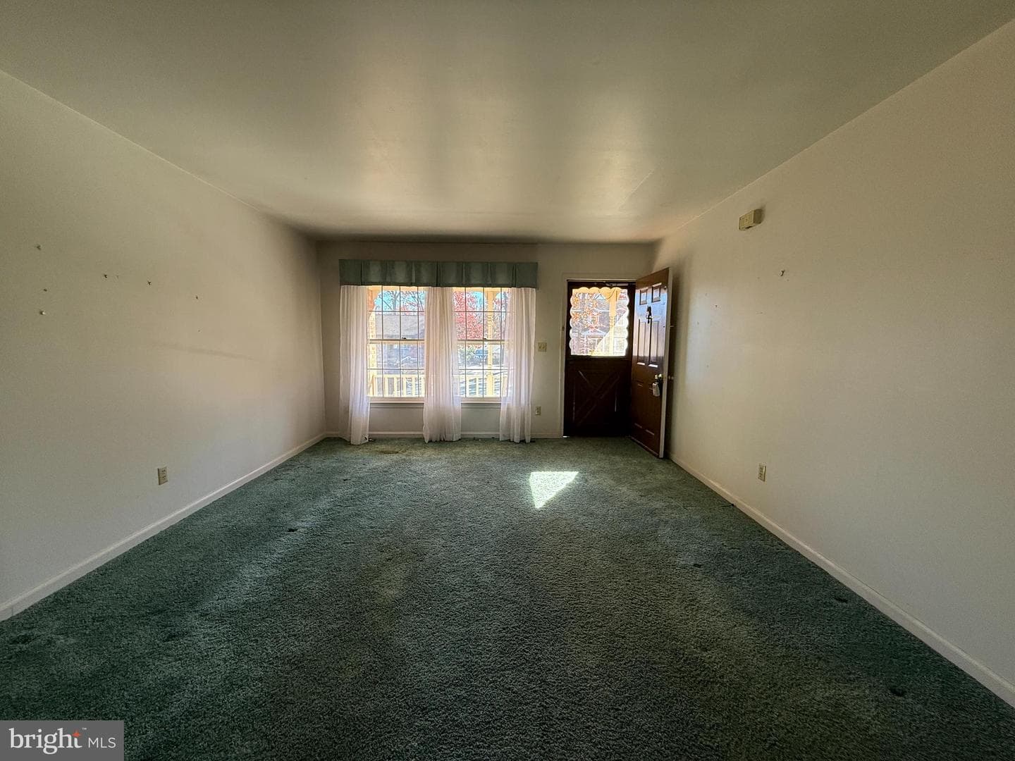309 Laurel Avenue photo 3