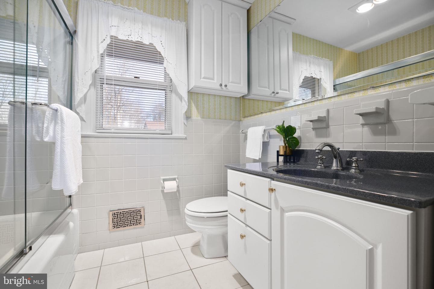 4004 Longwood Drive photo 28
