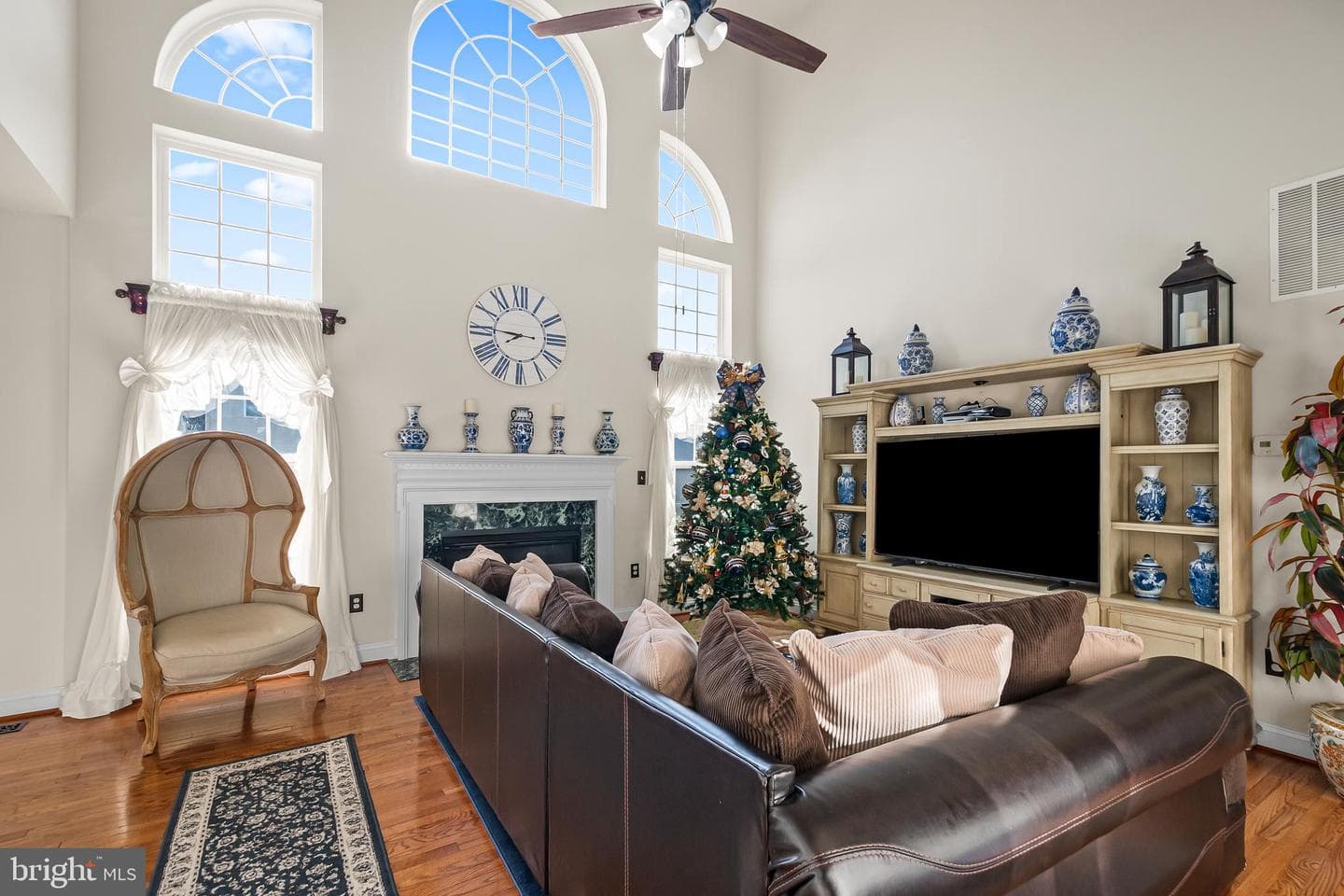 9314 Birch Cliff Drive photo 10
