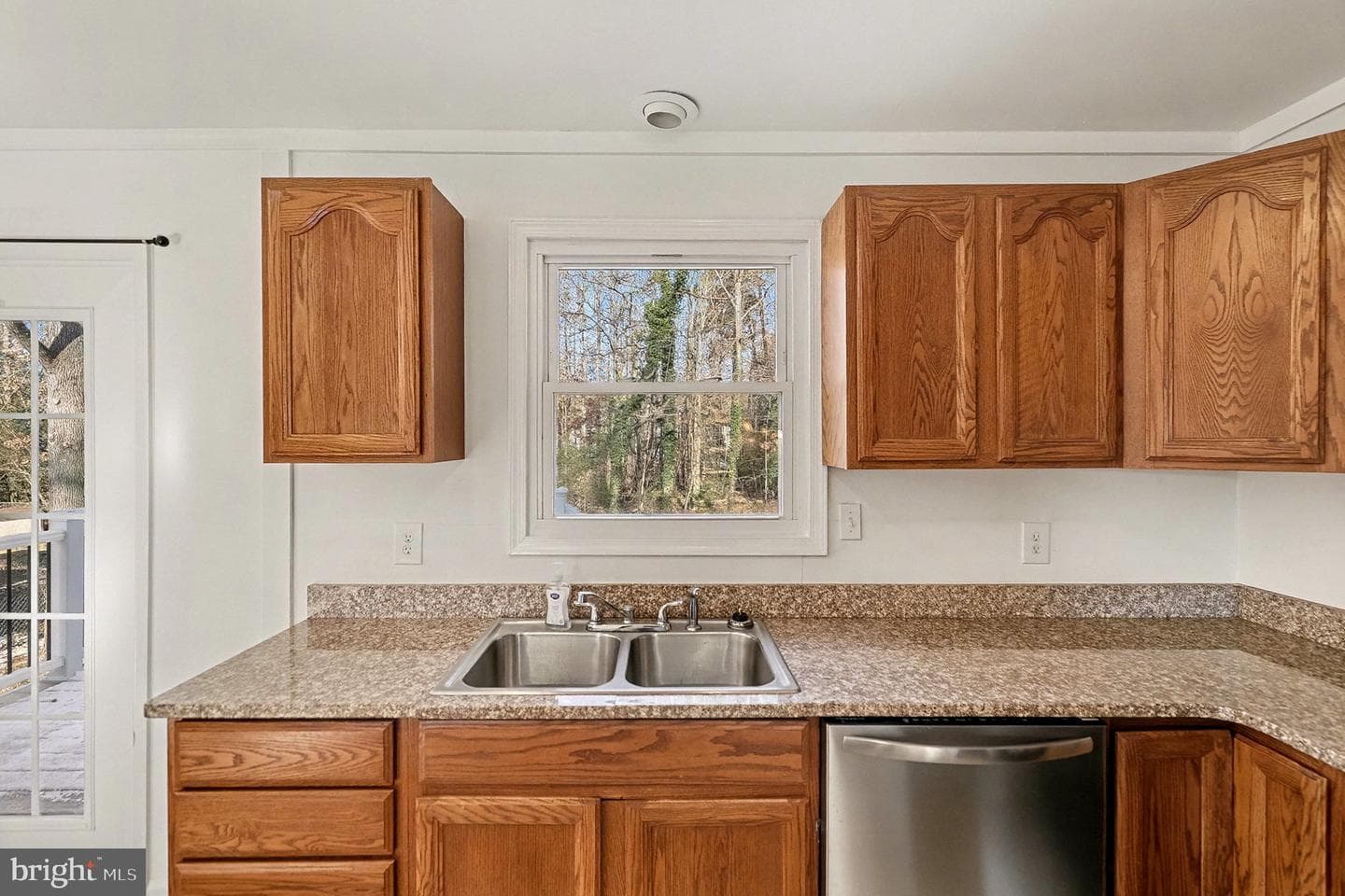 311 Hardee Street photo 8