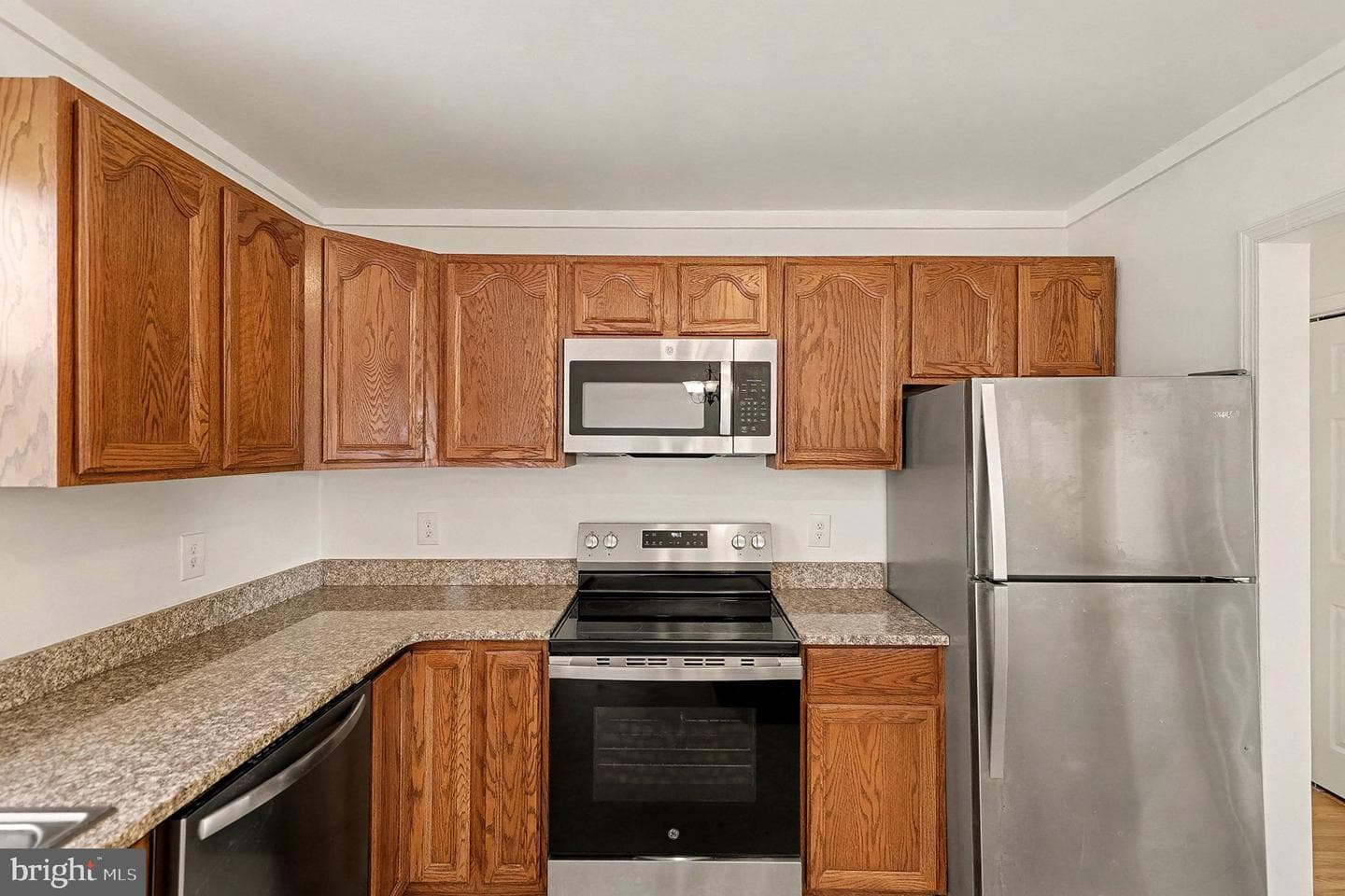 311 Hardee Street photo 9