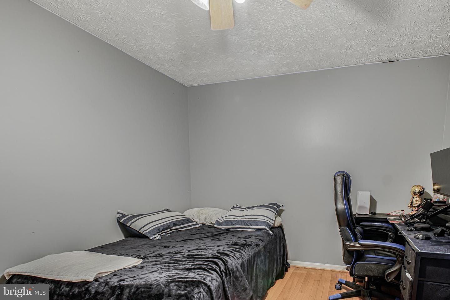 12502 Warren Lane photo 13