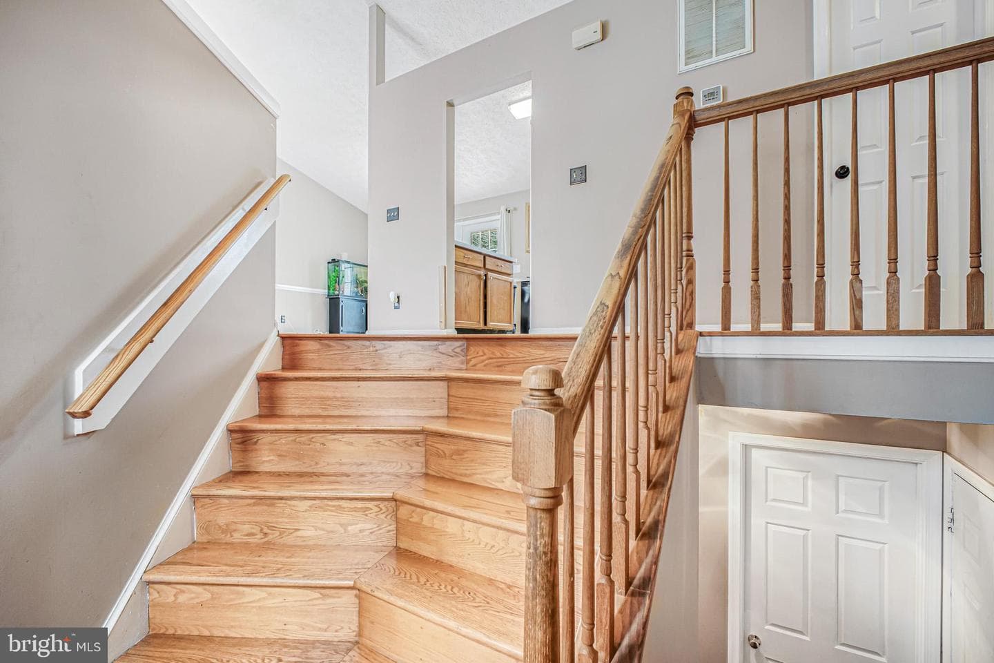 12502 Warren Lane photo 4