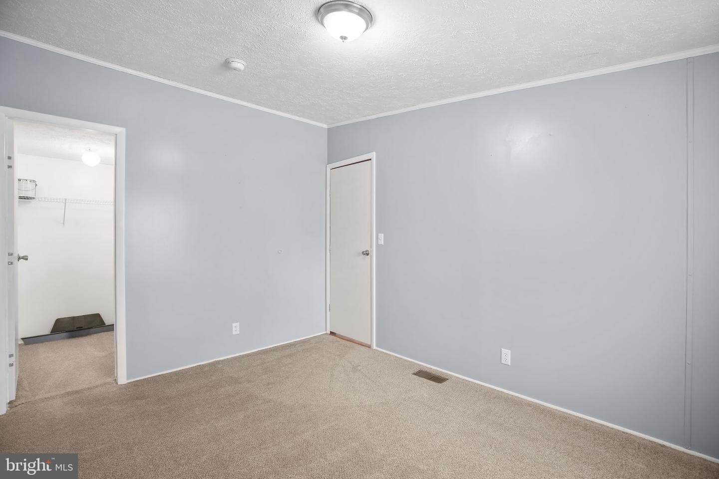 10000 Hummingbird Lane photo 16