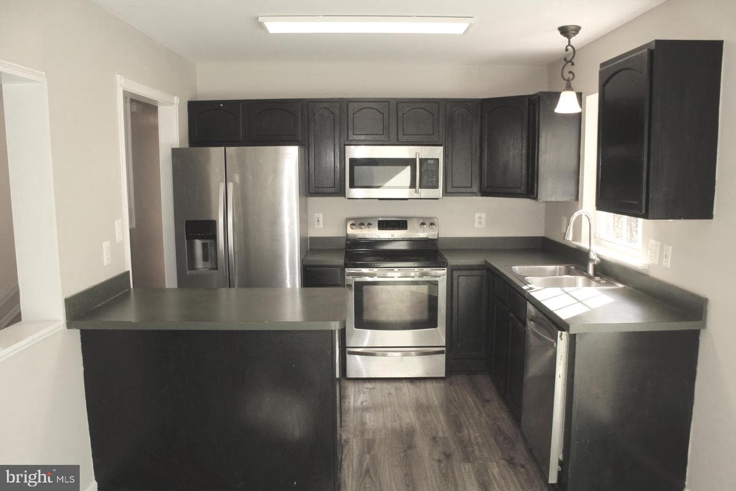 10402 Skinner Hill Drive photo 21
