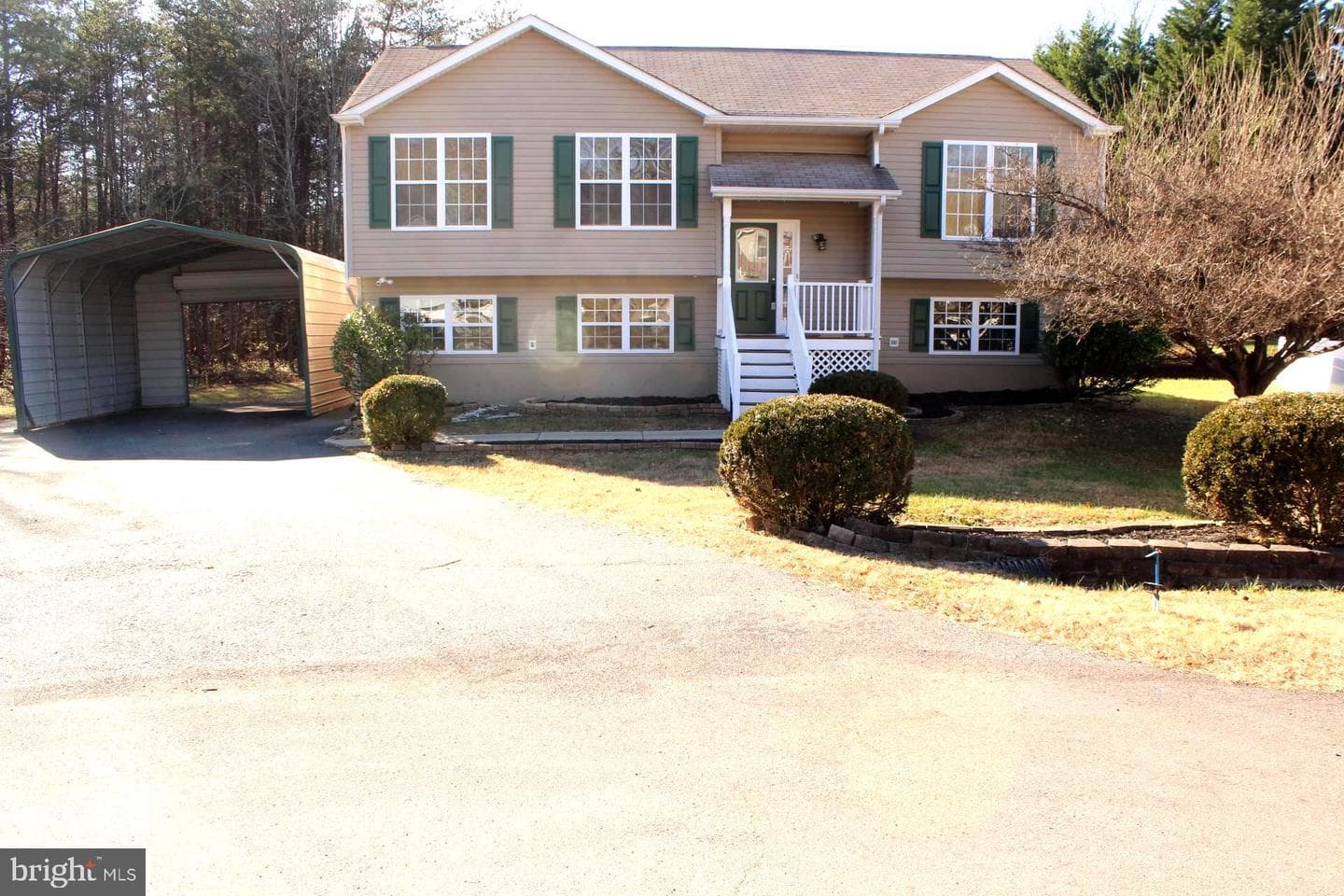 10402 Skinner Hill Drive photo 4