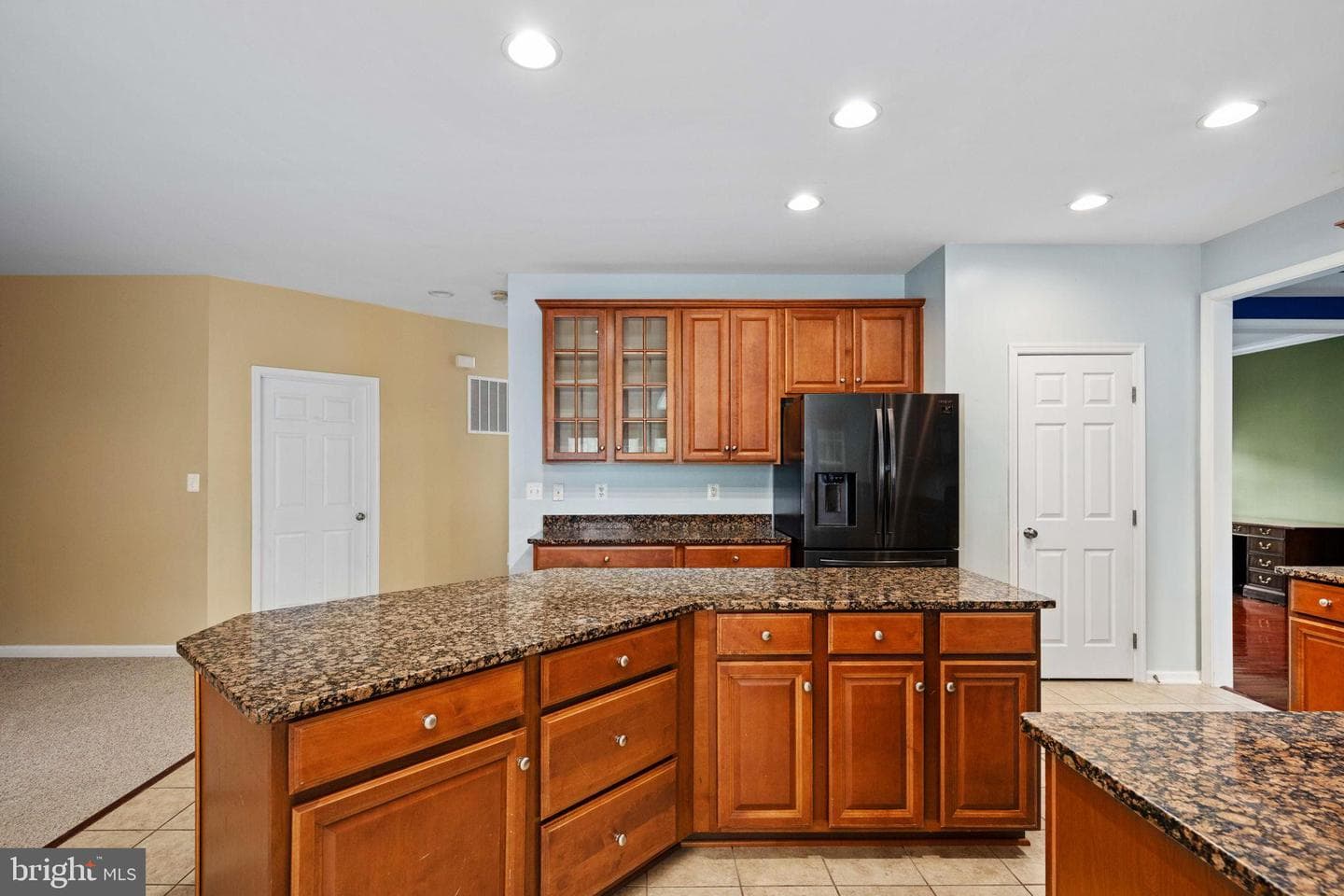 9426 Reservoir Road photo 28