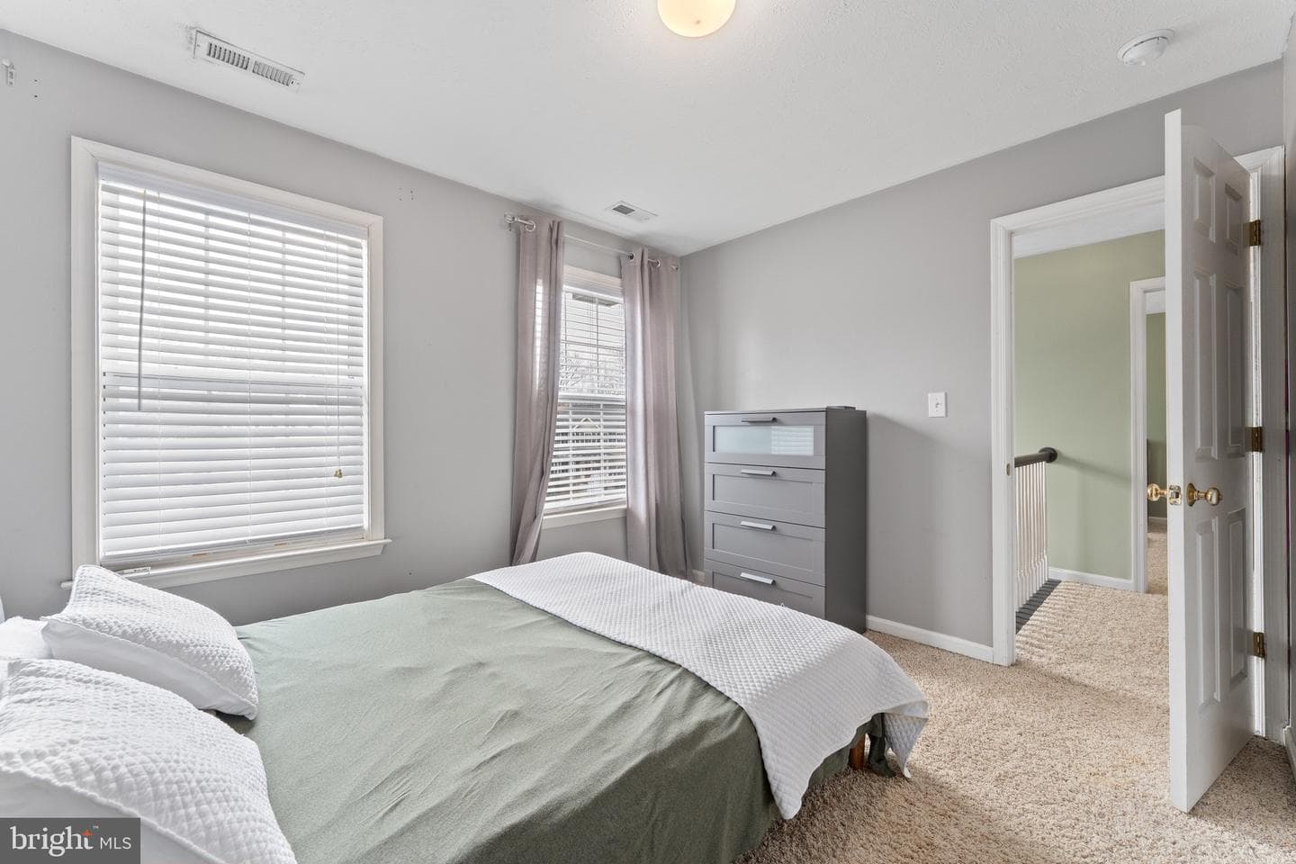 9402 Braken Court photo 27