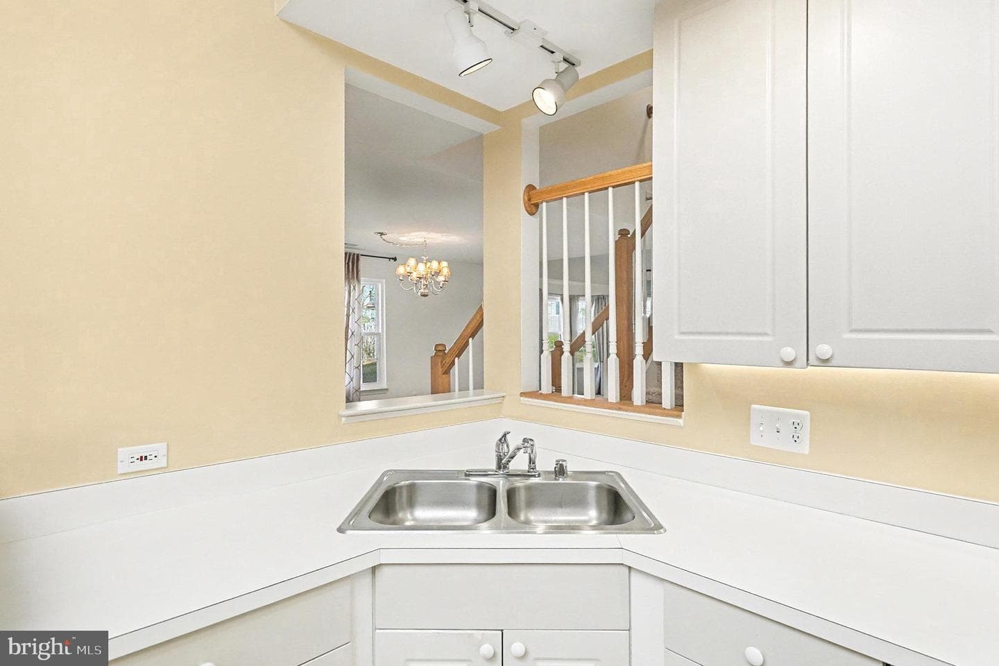 11604 Hampshire Court photo 11