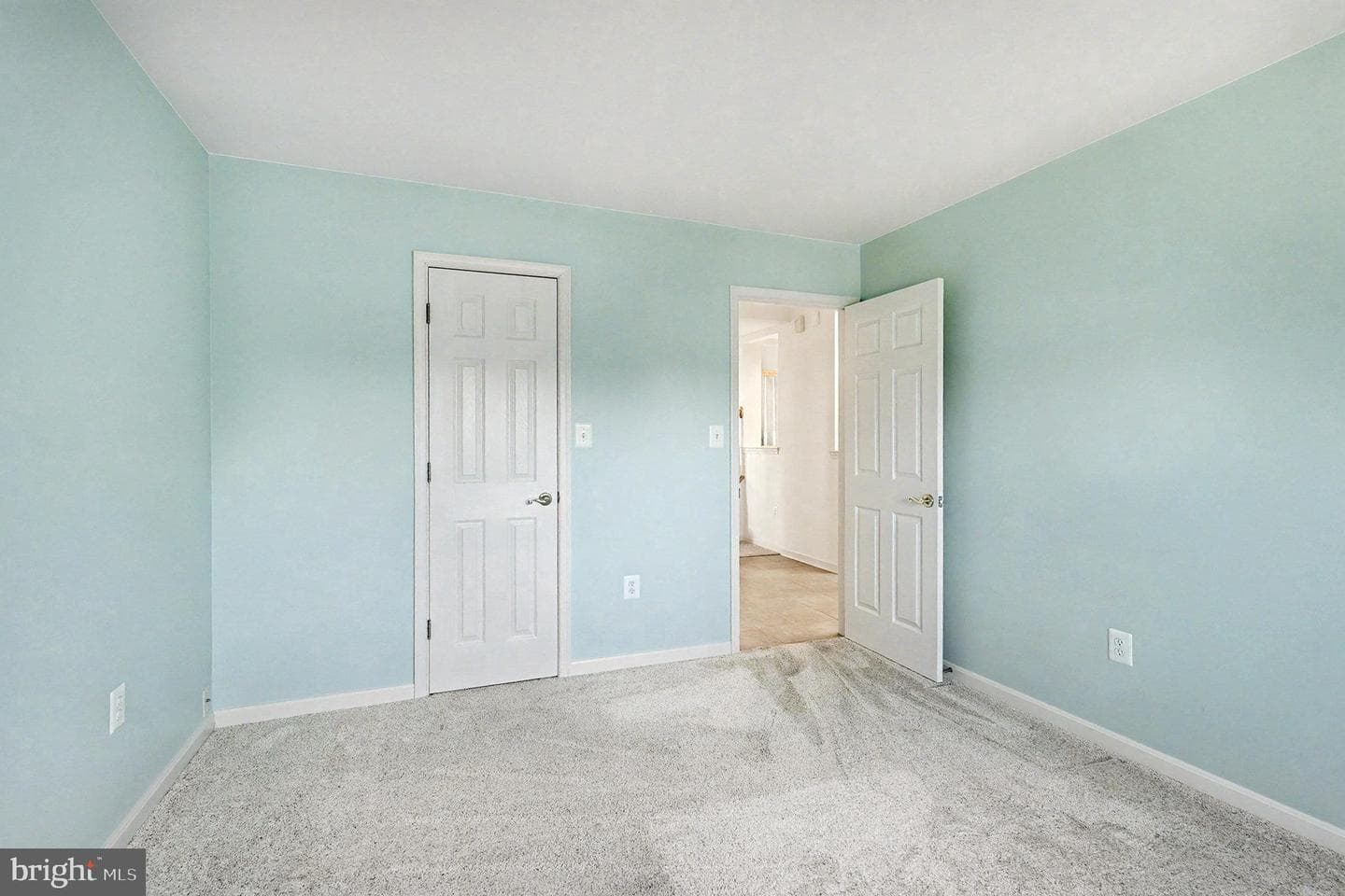 11604 Hampshire Court photo 19