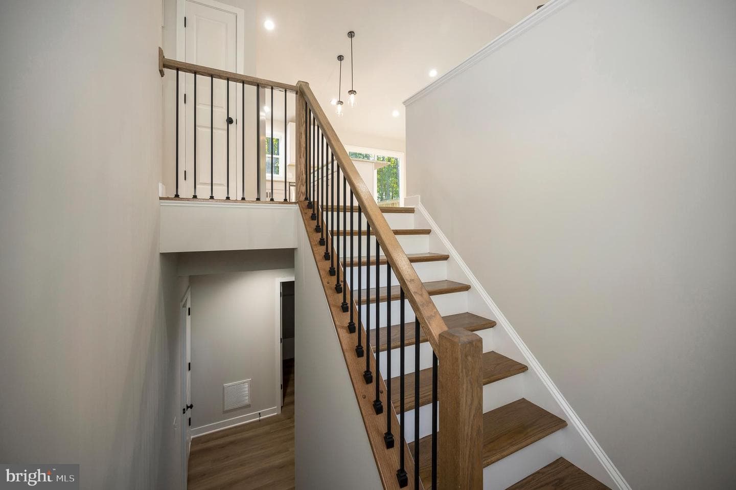 3145 Lewiston Road photo 11