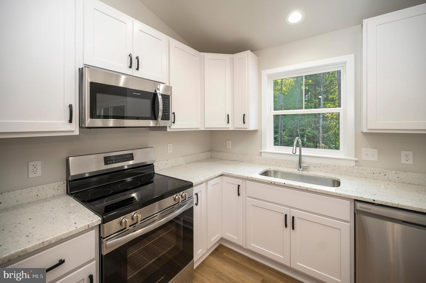 3145 Lewiston Road photo 17