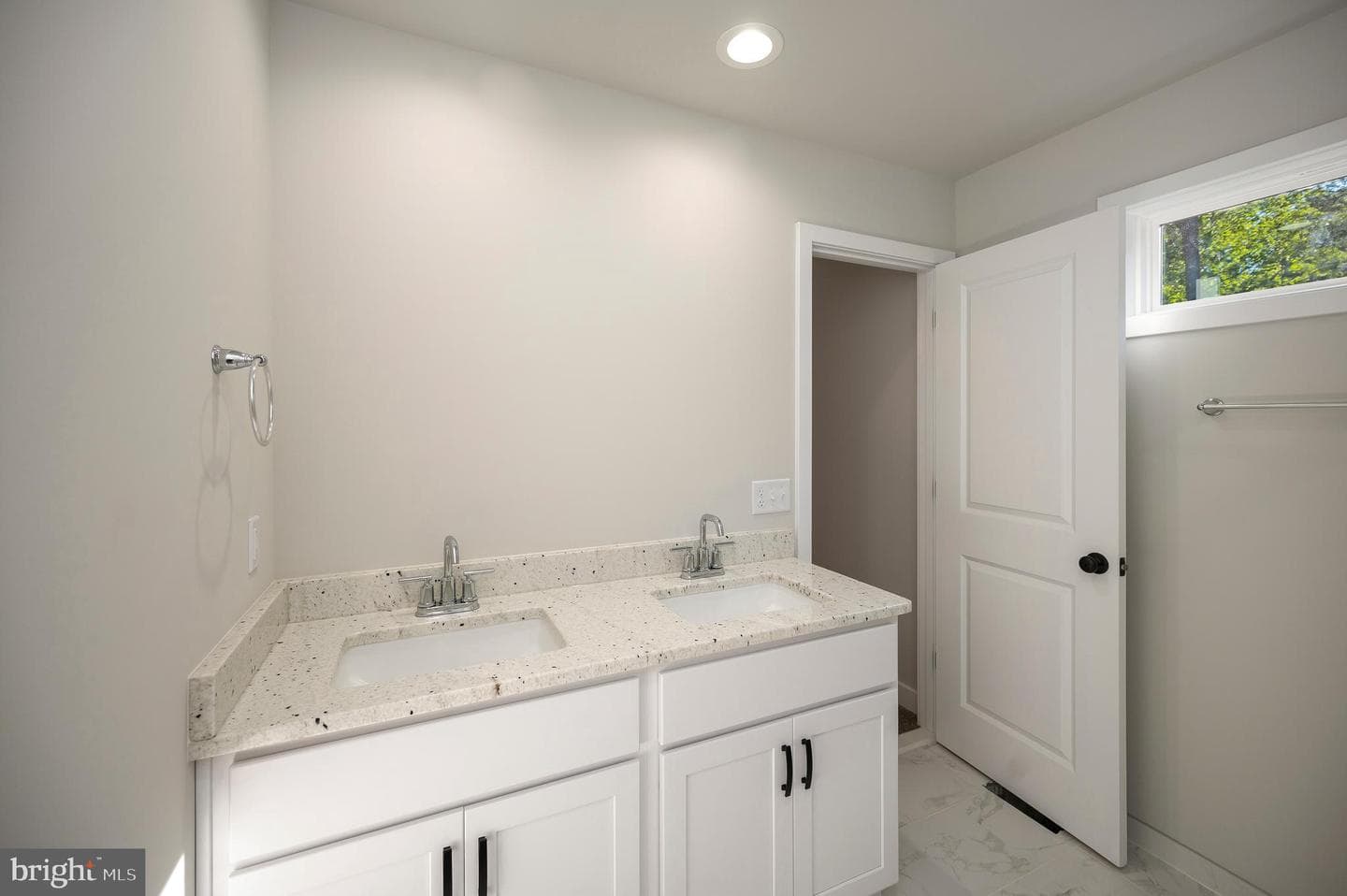 3145 Lewiston Road photo 26