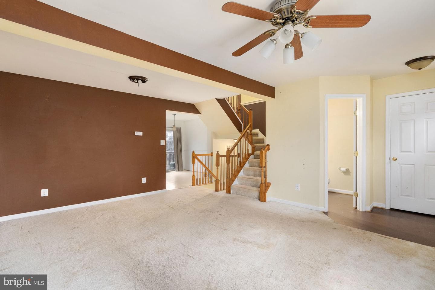 9605 Becker Court photo 3
