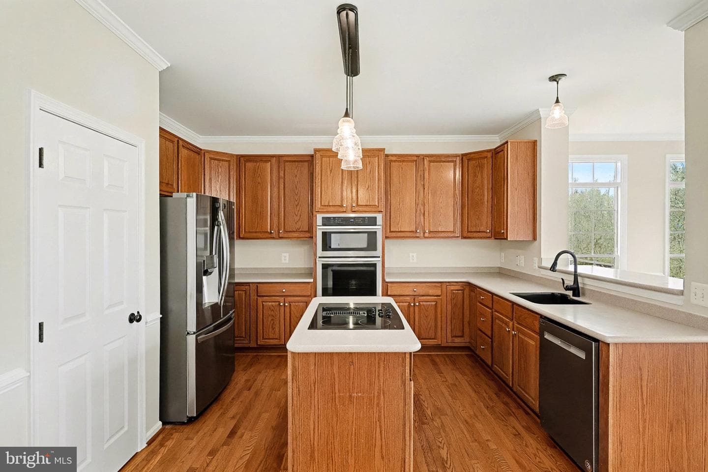10301 Lees Crossing Lane photo 11