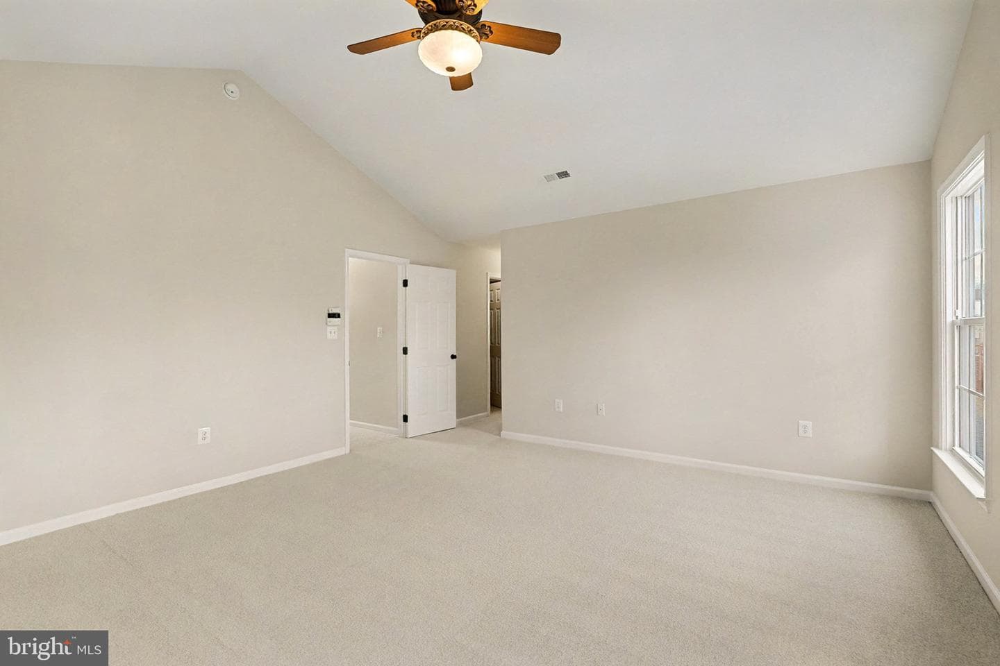 10301 Lees Crossing Lane photo 28