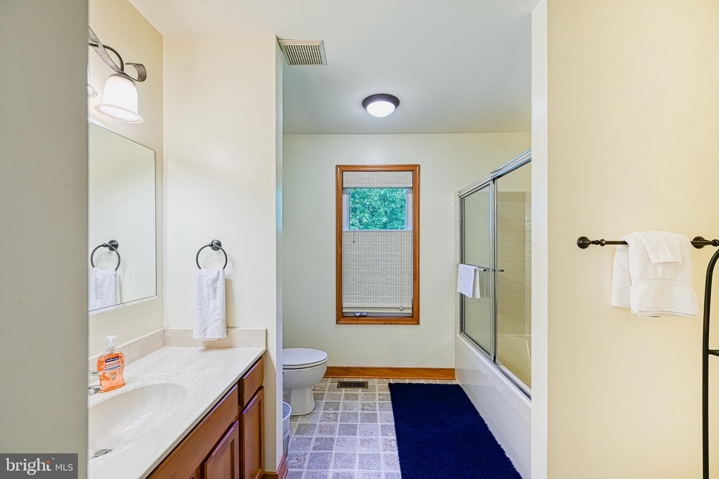 5500 Dogwood Tree Lane photo 19