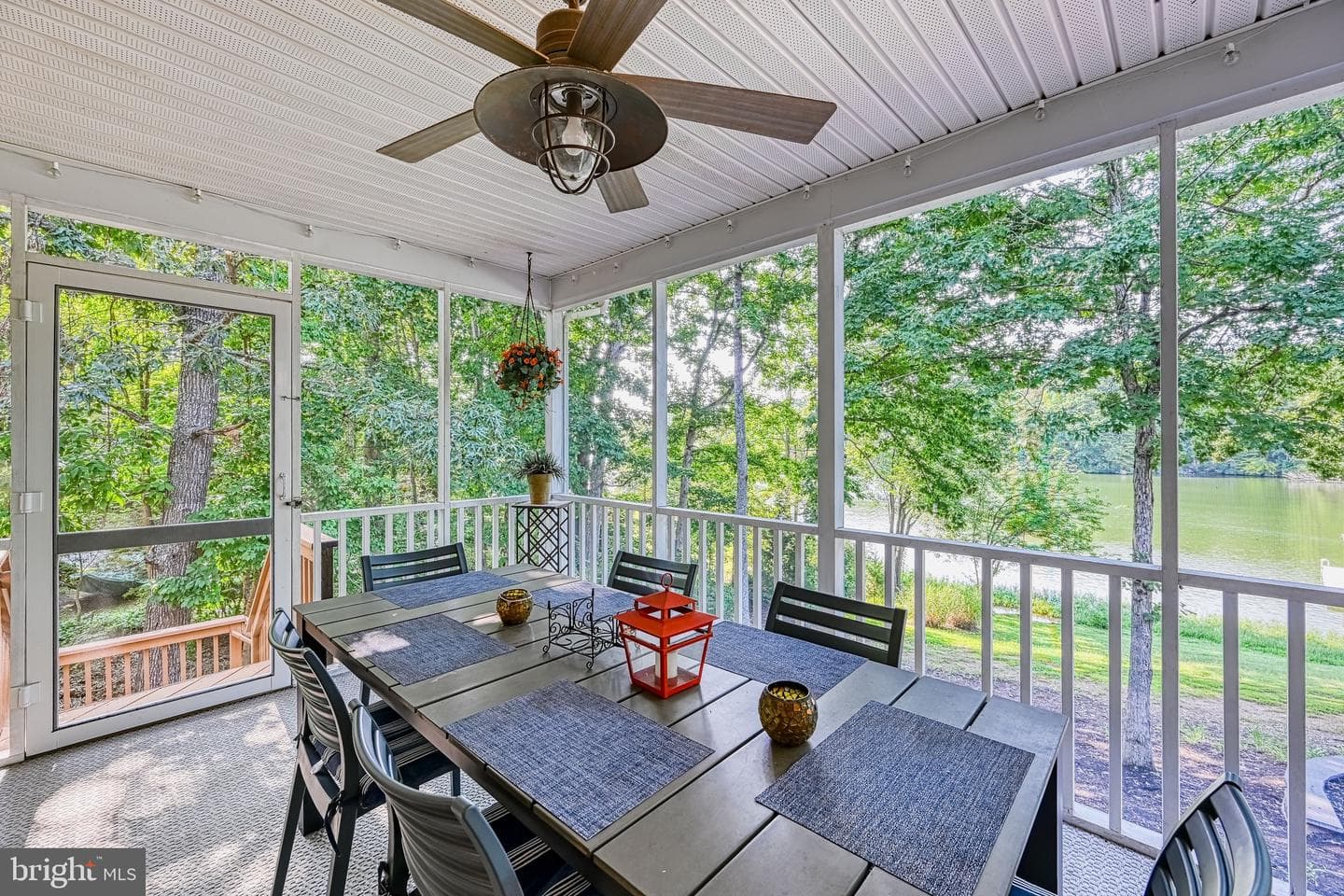 5500 Dogwood Tree Lane photo 37