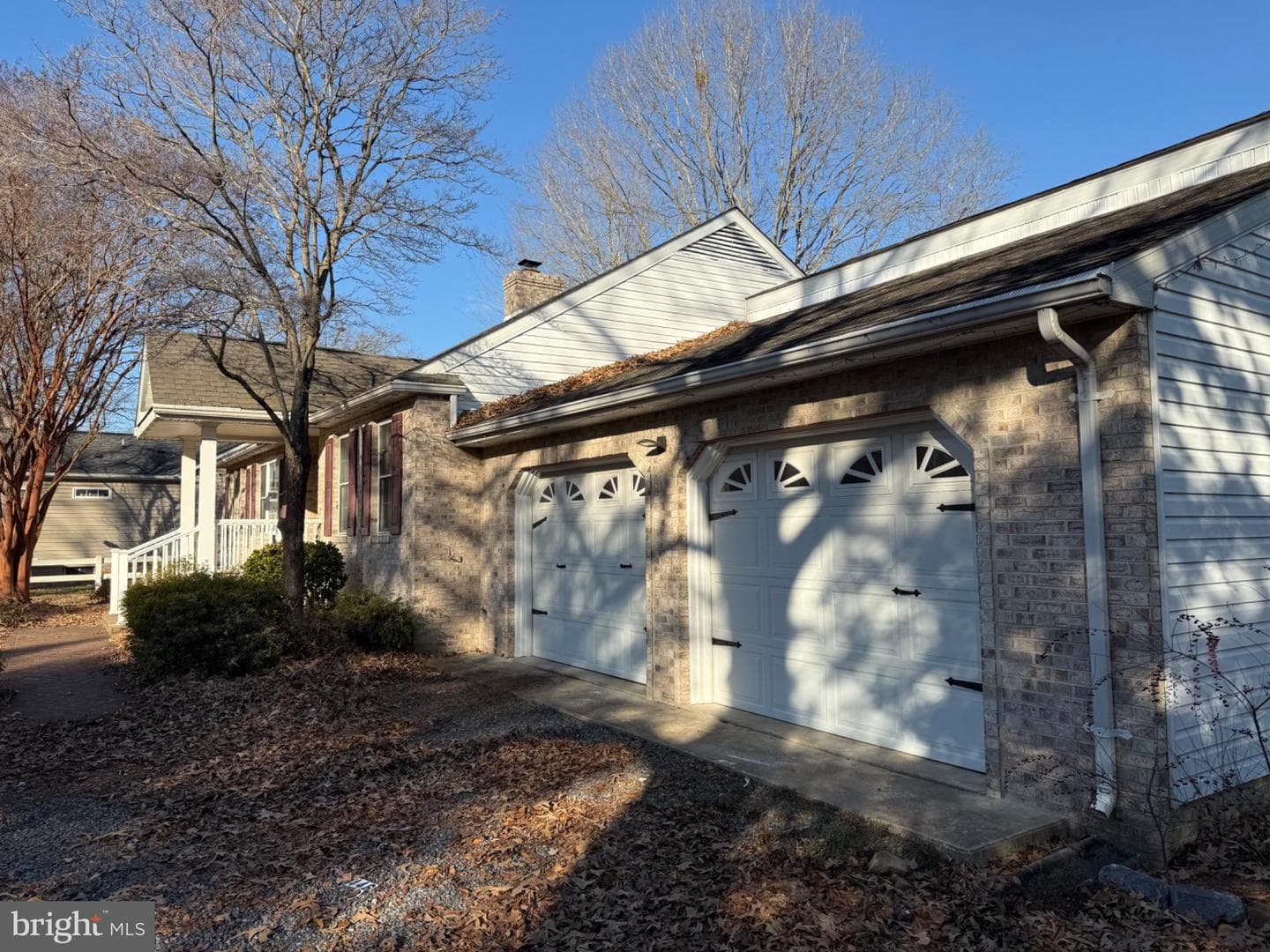 6221 Foster Road photo 2
