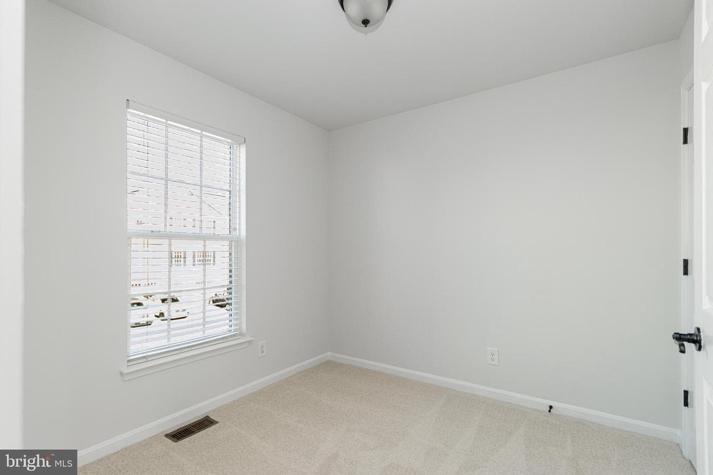 4905 Wensel Road photo 12