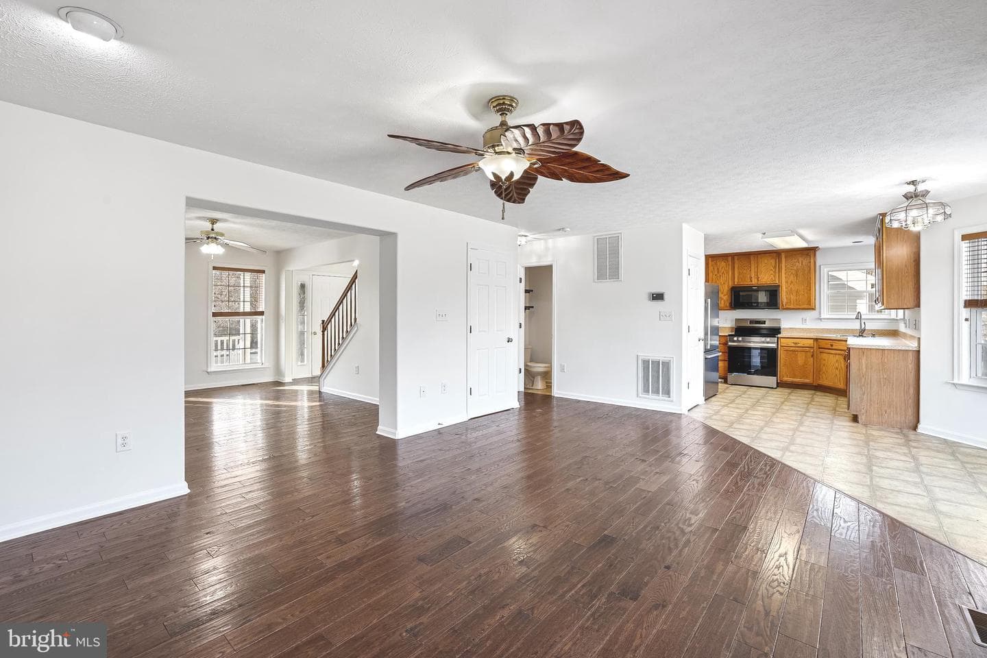 3004 Cahill Street photo 8
