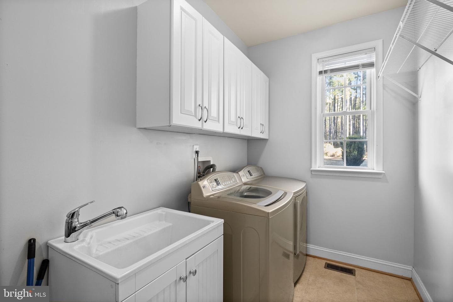 10041 Tarrington Way photo 18