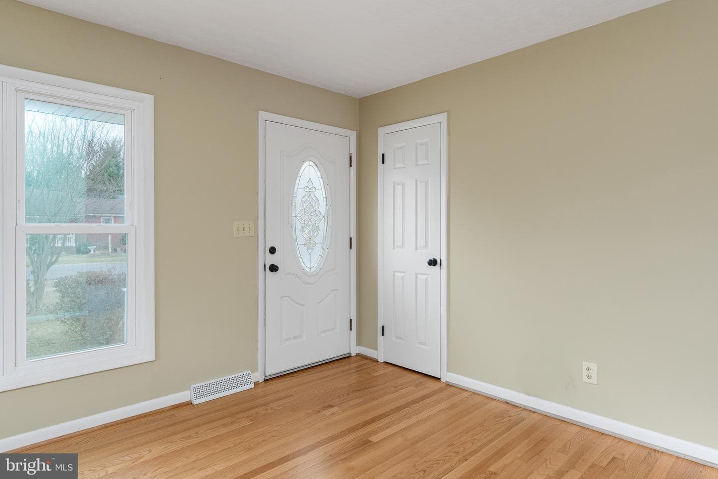 117 Laurel Avenue photo 13